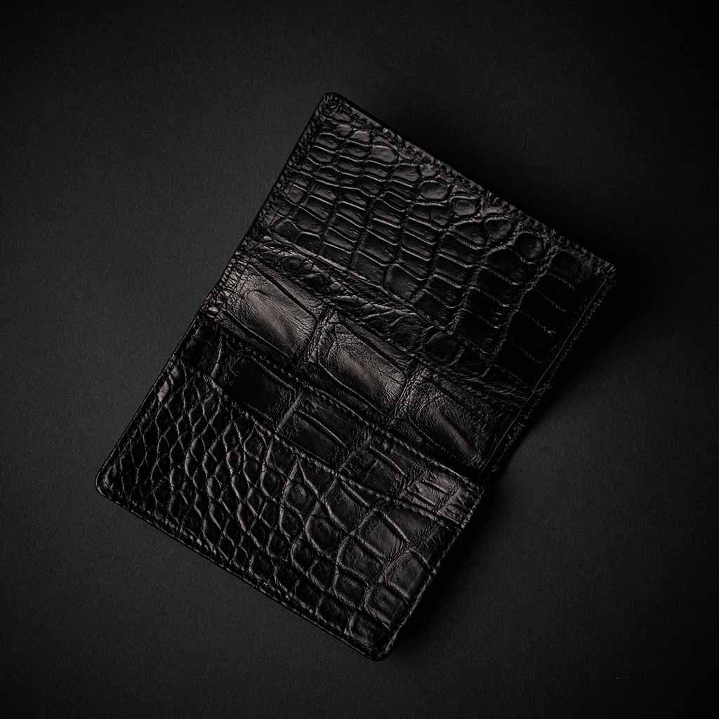 PREMIUM CROCO CARD CASE "EPIGRAPHIA"　ブラック