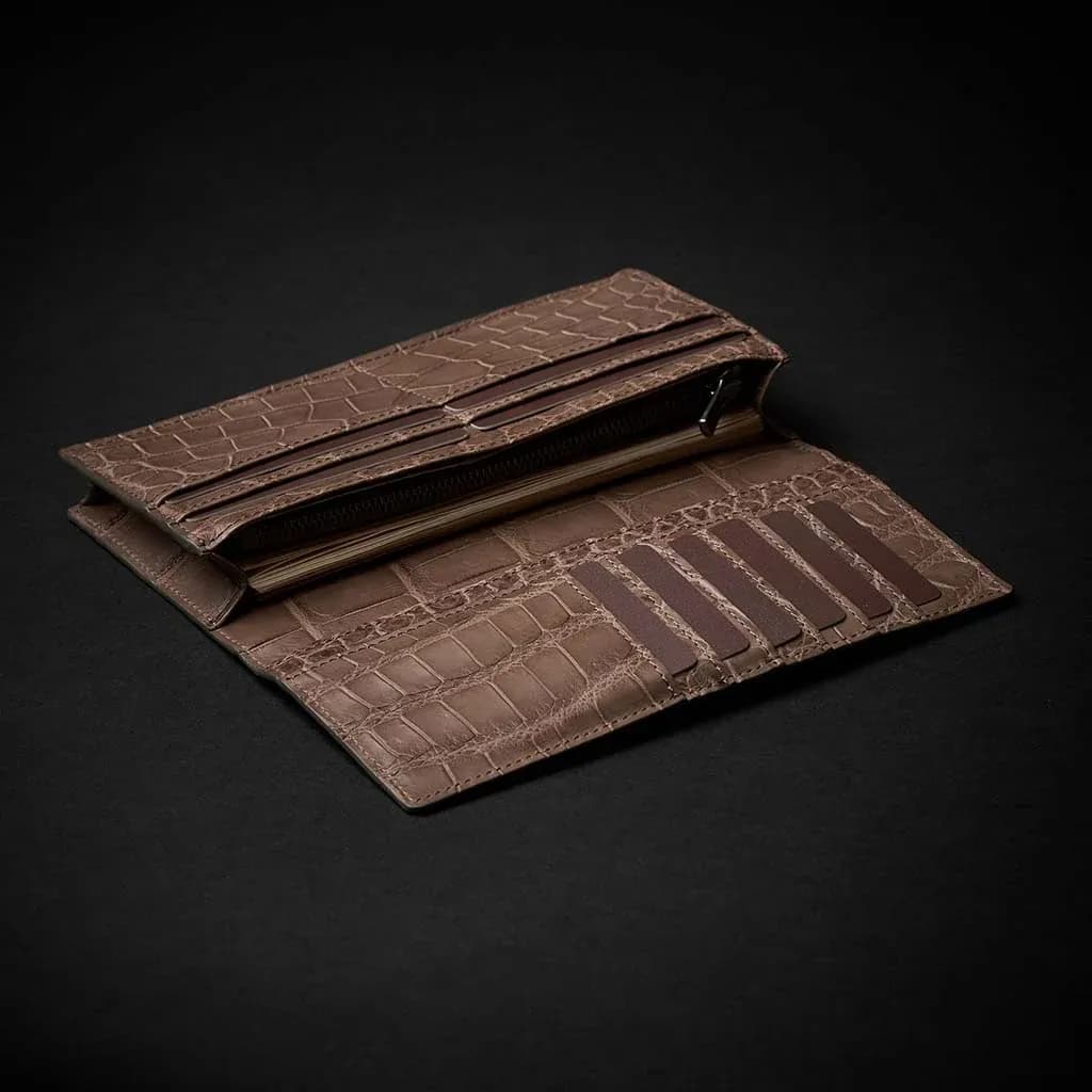 PREMIUM CROCO LONG WALLET "EPIGRAPHIA"　トープ