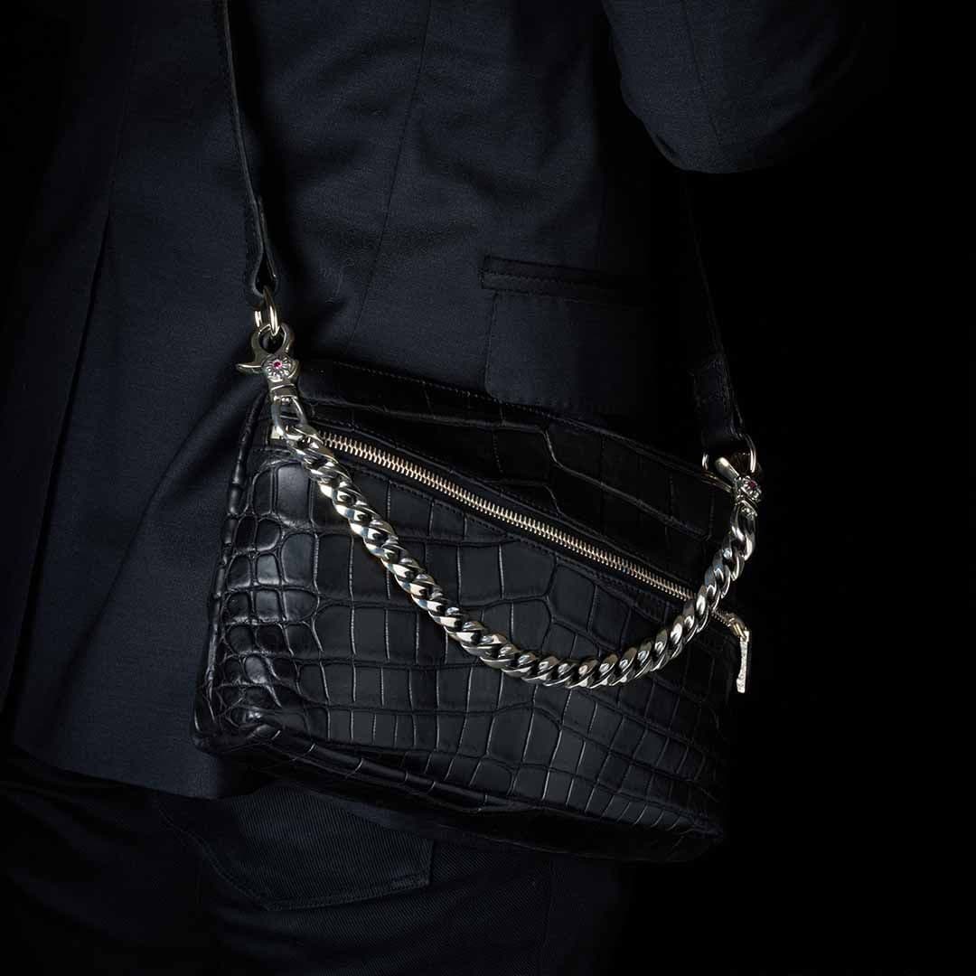 CROCODILE MINI SHOULDER BAG　シルバーチェーン付き
